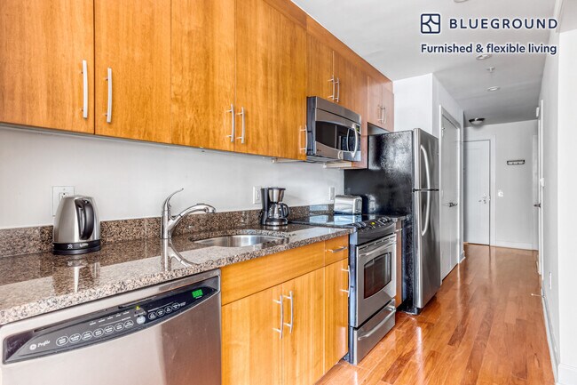 Building Photo - 425 Massachusetts Ave NW