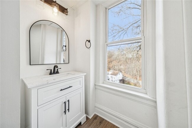 Building Photo - 3226 Richardson Ave