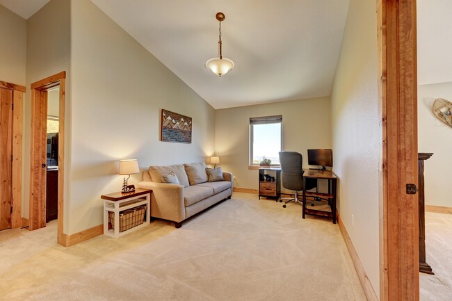 Building Photo - 1224 Lodgepole Dr