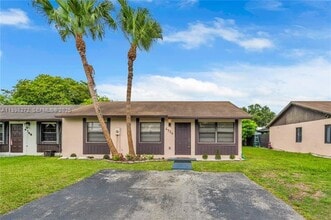 Building Photo - 4736 SW 136th Pl