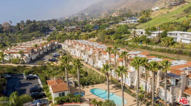 Building Photo - 6436 Lunita Rd