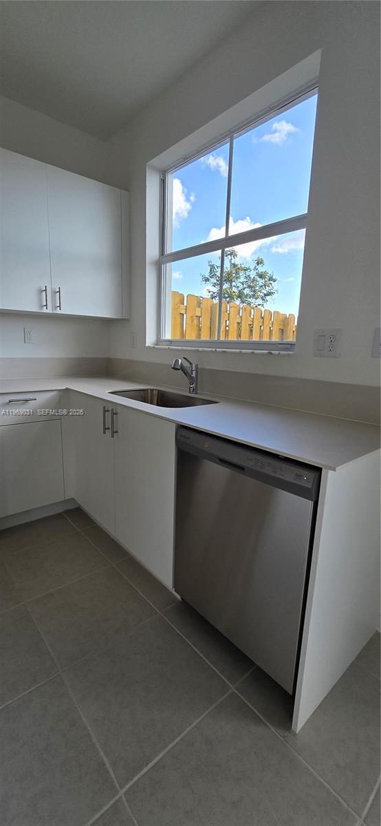 Building Photo - 2729 SE 26th Rd