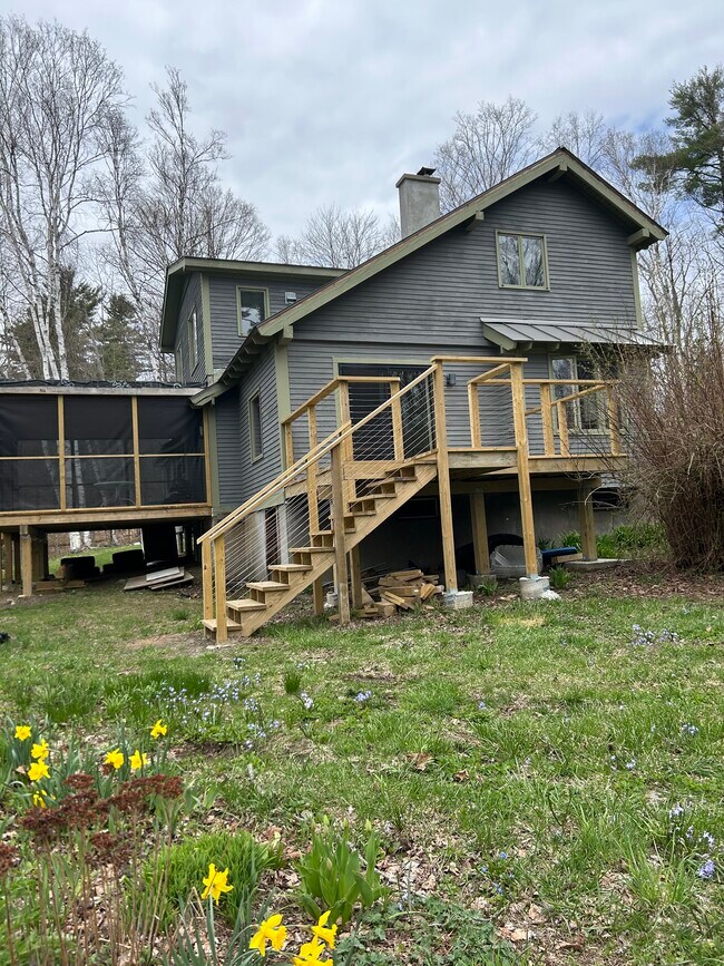 Building Photo - 1456 Bliss Rd