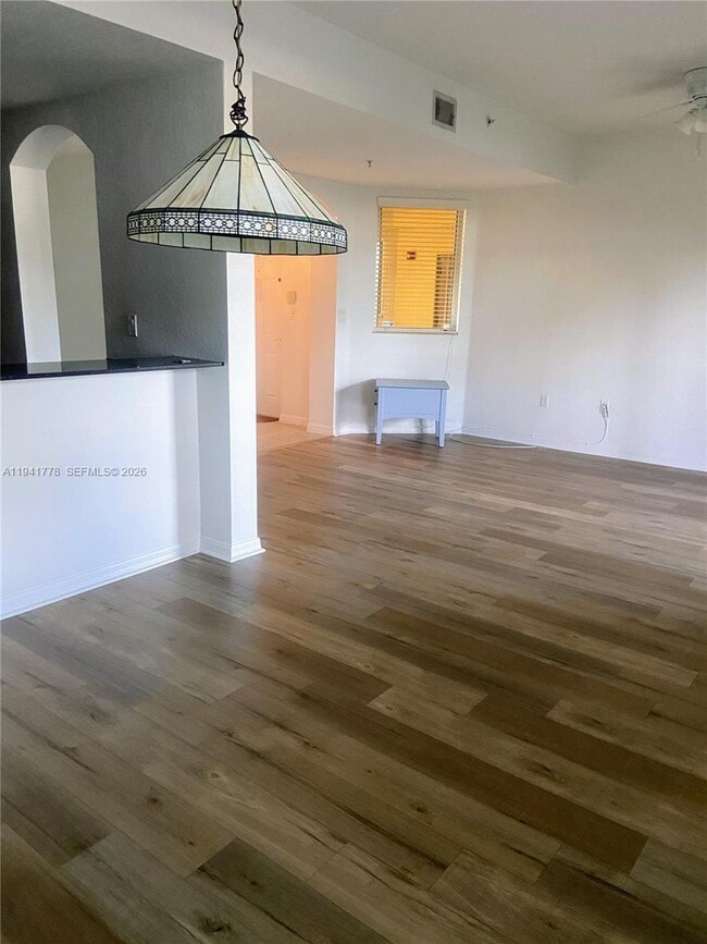 Building Photo - 8933 NW 107 Ct