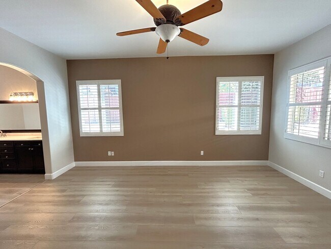 Building Photo - Via Mazatlan  Corona, 92882  (3 bed, 3 bath)