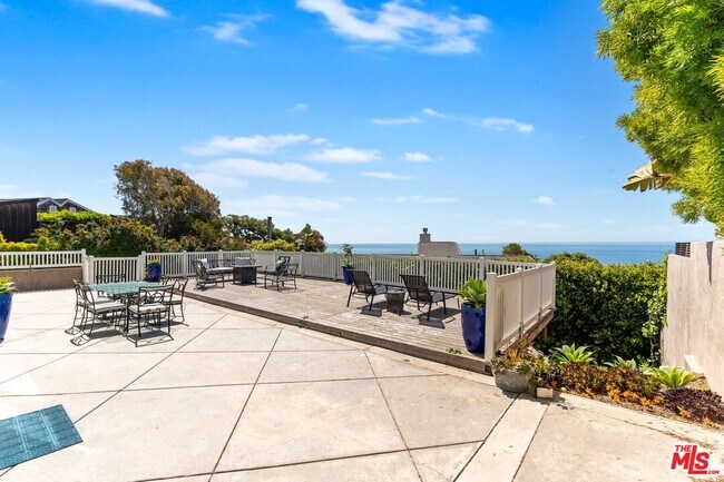 Building Photo - 31518 Broad Beach Rd