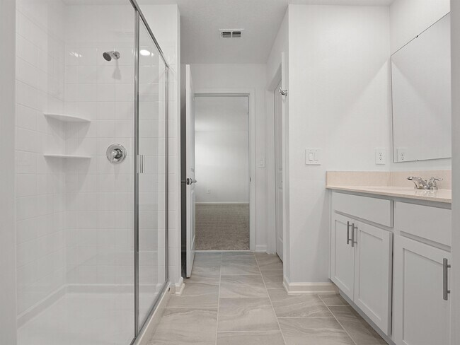 Building Photo - 571 Jett Ln