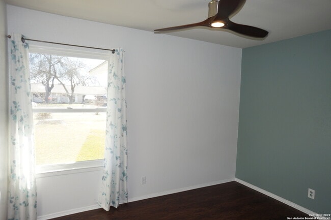 Building Photo - 6611 Woodford-