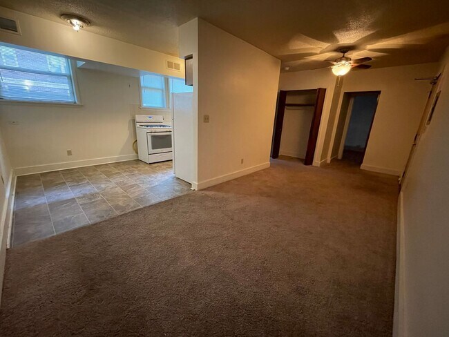 Building Photo - 2809 Park Ave