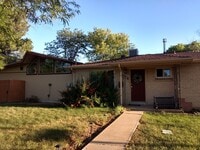 Building Photo - Mid Century Modern 3BD/2BA Arvada Home! Available 7/3/26!
