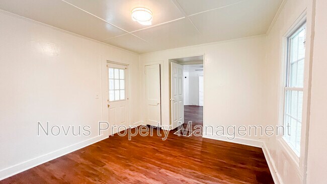 Building Photo - 135 W Atlanta St
