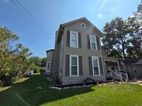 Building Photo - 409 N Main St