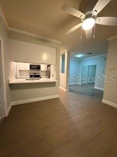 Building Photo - 860 N Orange Ave