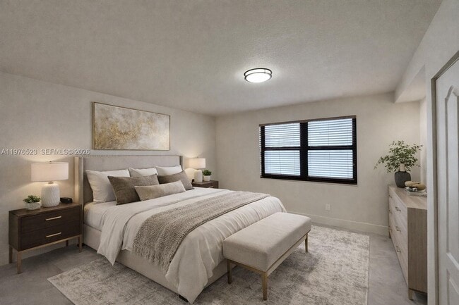 Building Photo - 605 Ives Dairy Rd