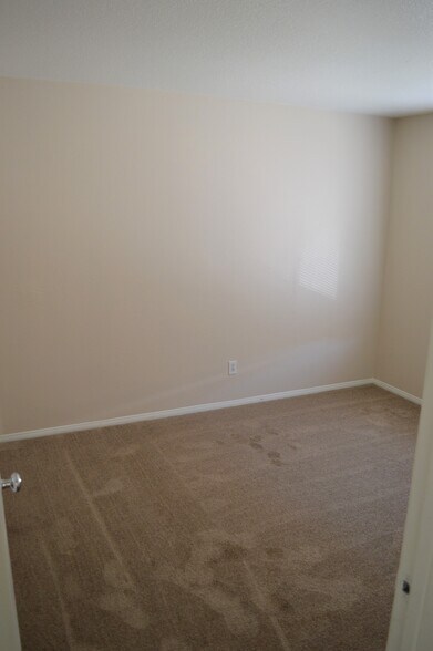 Building Photo - 948 Villa Montes Cir