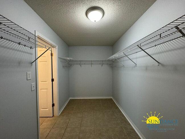 Building Photo - Solar Energy in desirable Hidden Shores of Gulf Breeze Neighborhood!