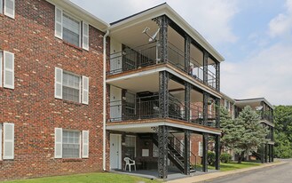 Building Photo - Whispering Hills Apartments Southeast