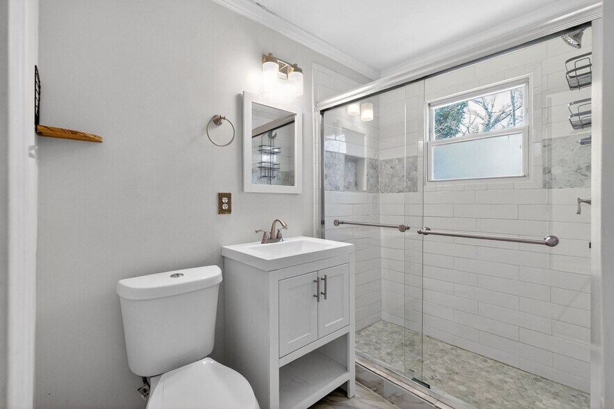 Building Photo - 1662 Connally Dr