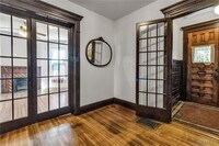 Building Photo - 45 St Johns Pl