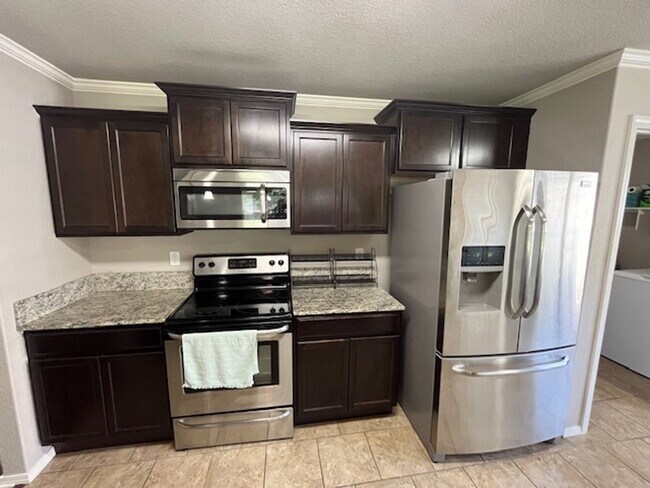 Building Photo - 2720 Brighton Pl