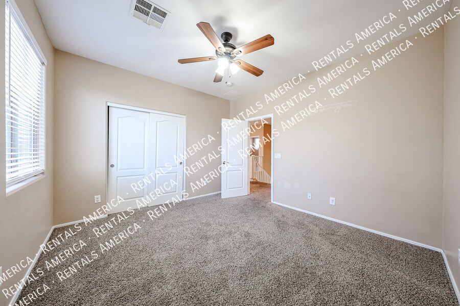 Building Photo - 6845 W Alta Vista Rd
