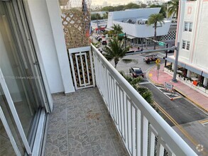 Building Photo - 1357 Collins Ave
