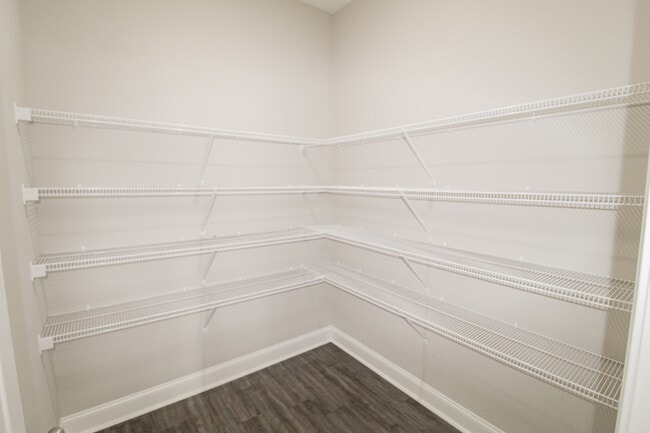 Building Photo - 312 Old Rockdale