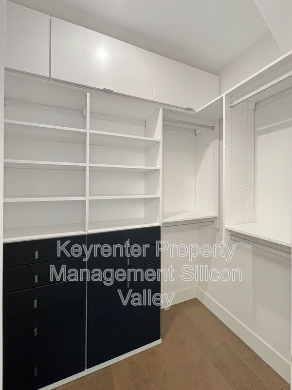 Building Photo - 3030 Boyter Pl