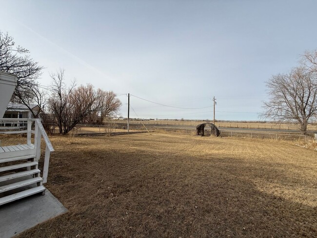 Building Photo - 2 Bedroom 1.5 Semi-Rural Mobile Home with ...