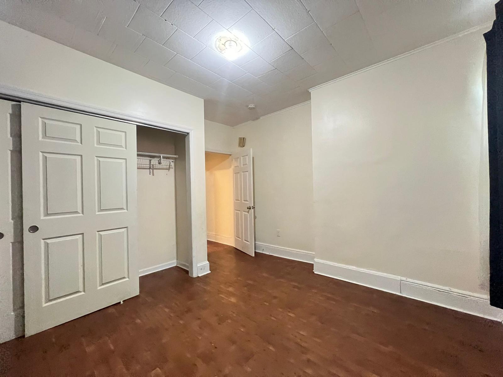 54 Montrose Ave 1 - 53 Montrose Ave