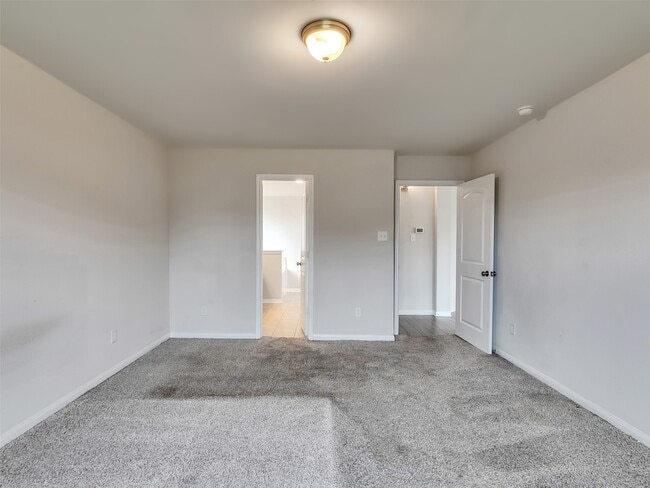 Building Photo - 8216 Tourmaline Wy