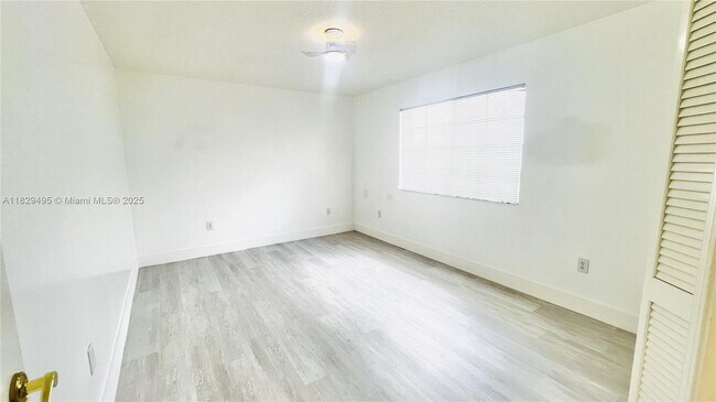 Building Photo - 14730 SW 132nd Ct