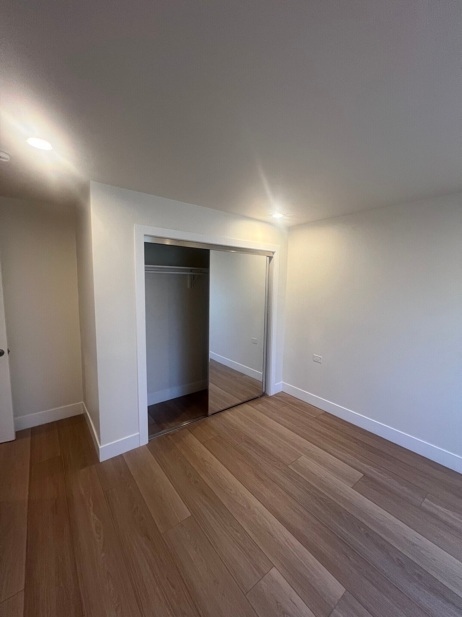 Building Photo - 266 Witmer St