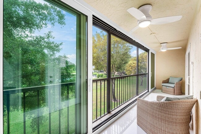 Building Photo - 7286 Huntington Ln