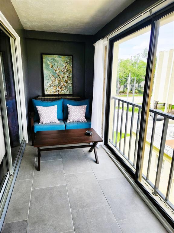 Building Photo - 4651 1st St NE