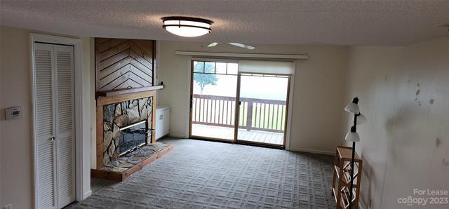 Building Photo - 2881 White Oak Mountain Rd