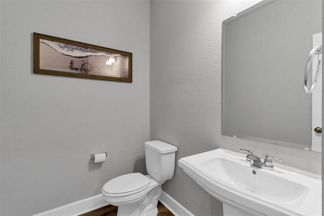 Building Photo - 7500 Foxgrass Pl