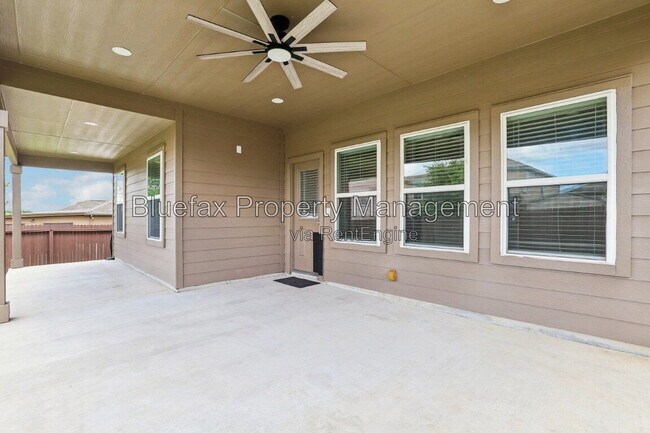Building Photo - 1807 Golden Maple