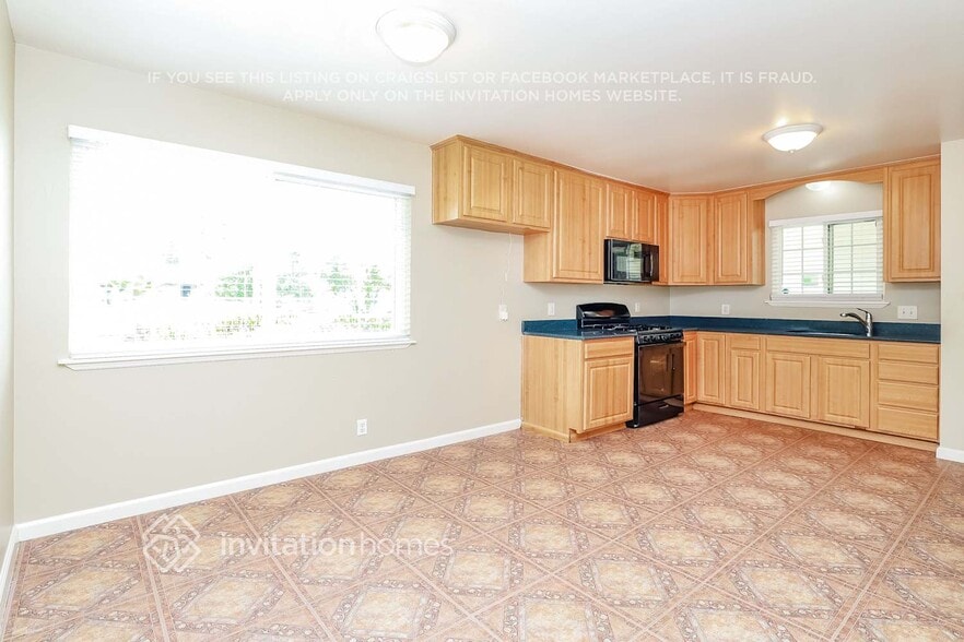Building Photo - 125 Kennison Ct