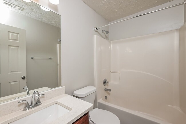 Building Photo - 418 Double Creek Dr