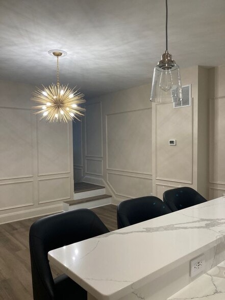 Building Photo - 3027 Shannon Dr