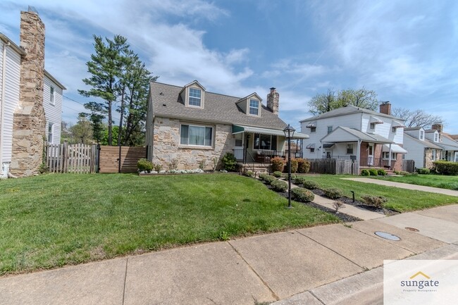 Building Photo - 6510 Kriel St