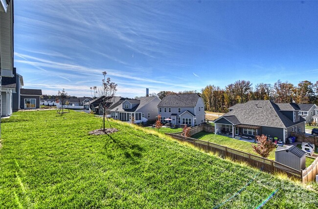 Building Photo - 12620 ES Draper Dr