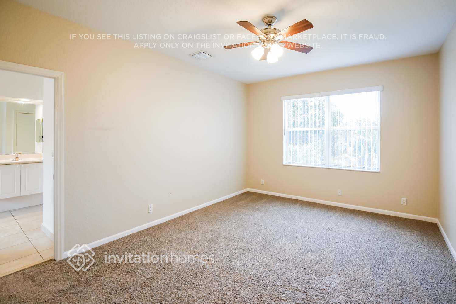 Building Photo - 1145 E Magnolia Cir