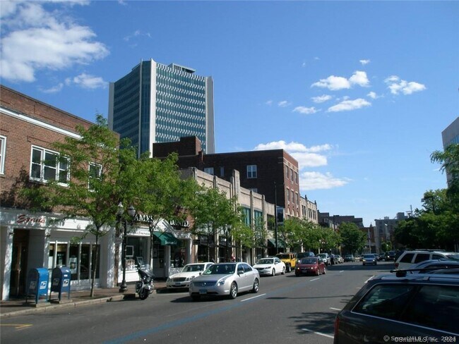 Building Photo - 99 Prospect St