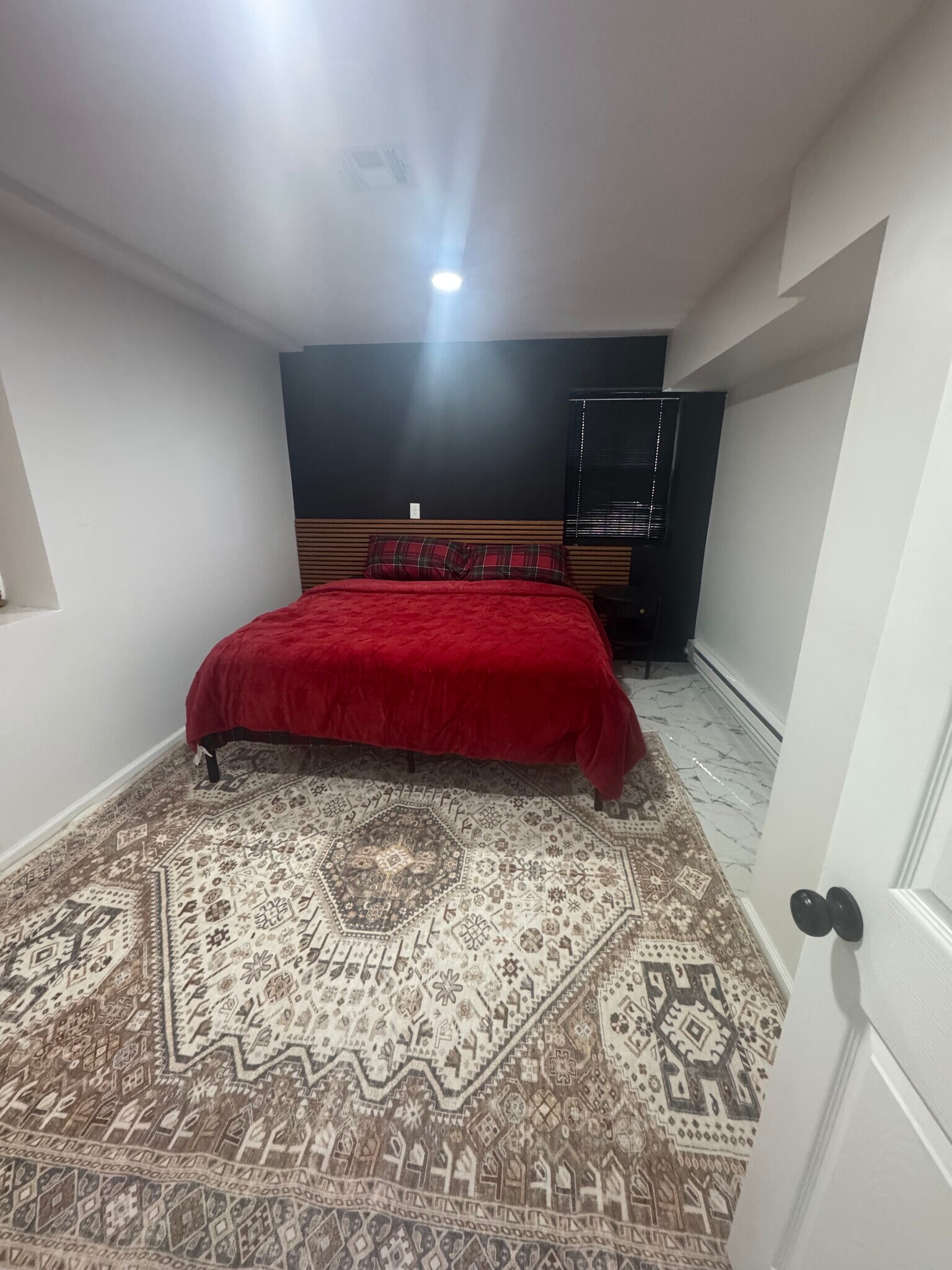 Building Photo - 17 9th Ave