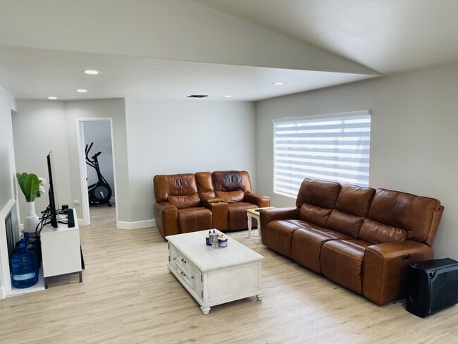 Building Photo - 28635 Sand Island Way