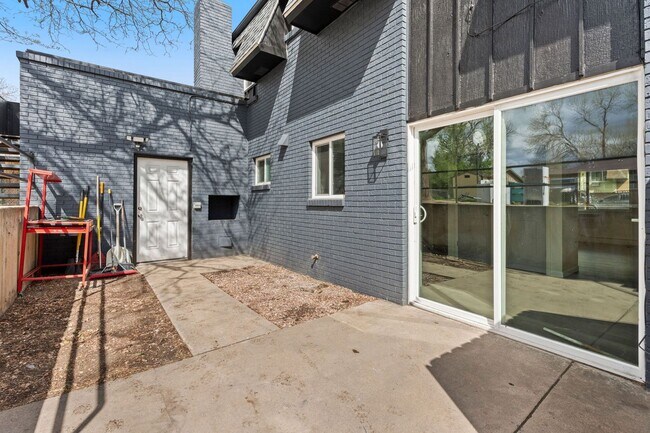 Building Photo - Azalea1629(KP-JF)