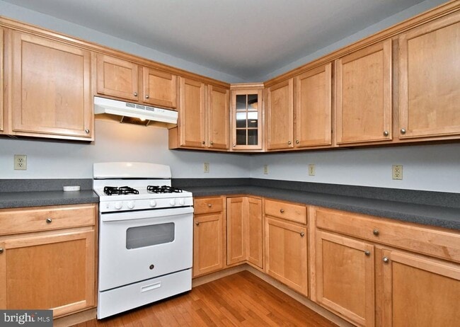 Building Photo - 1028 Balley Dr
