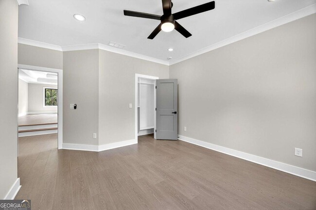 Building Photo - 83 Deer Cyn Dr